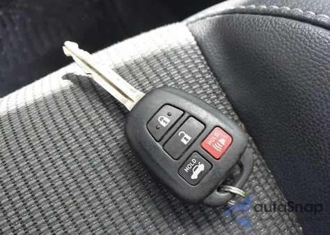 2019 Toyota Corolla Se из США, поврежденный, VIN 5YFBURHEXKP939019